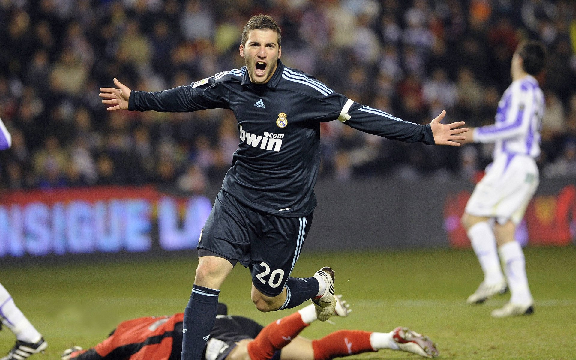 奇迹之夜，泰国队惊天逆转德国，石宇奇一锤定音惊艳世界