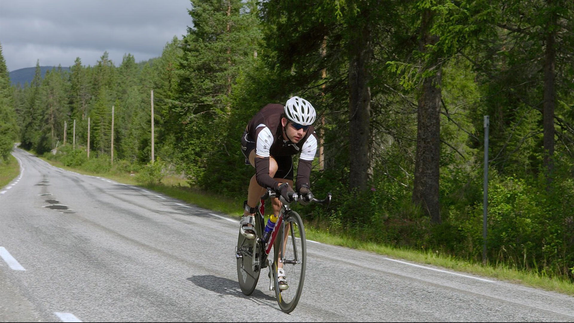 开云官方平台-一剑封喉，中国队力克丹麦队，安赛龙惊艳四座背后的孤勇与荣光